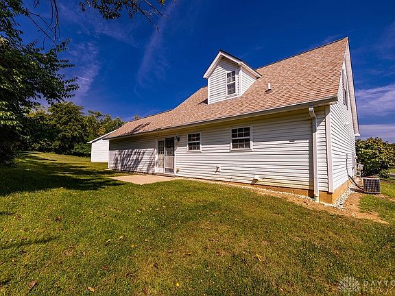 5th image of 51 Indian Cove Cir