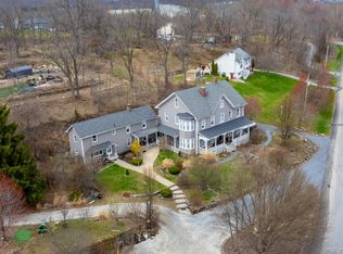 97 Deblock Rd, New Hampton, NY 10958