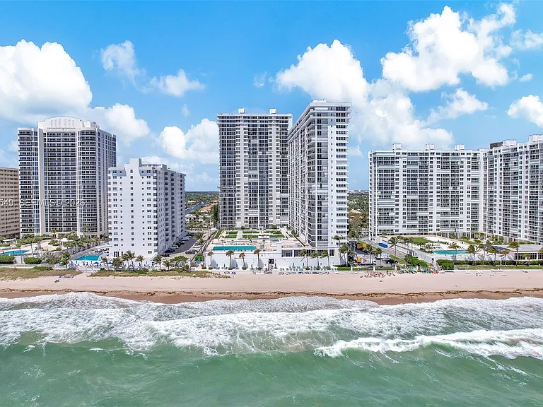 4280 Galt Ocean Dr #2F — Photo 47