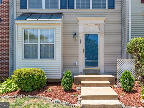 204 Sterling Ct, Stafford, VA 22554