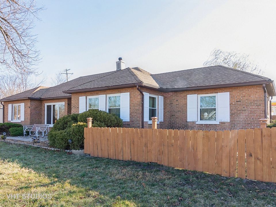1st image of 1425 W 54th Pl