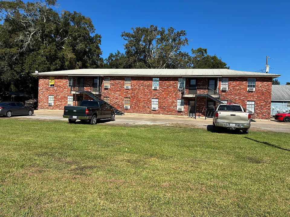 132 Martin Luther King Blvd #27