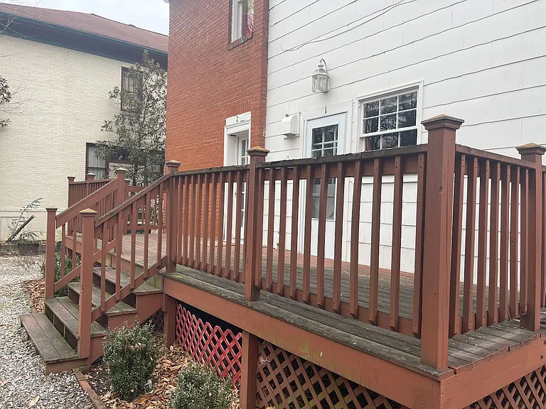 Highland Ave NE, 890 — Photo 14