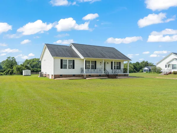 105 Marianna Pl, Garner, NC 27529