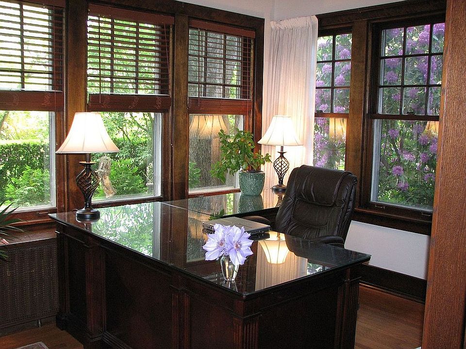 1025 Carlisle St, Natrona Heights, PA 15065 Zillow