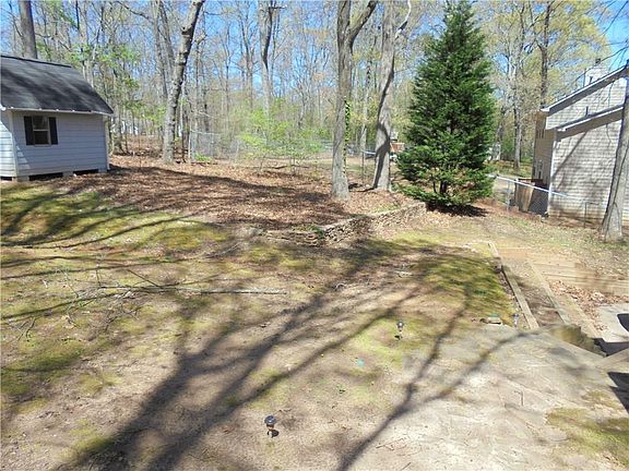 5th image of 3848 Mill Glen Dr