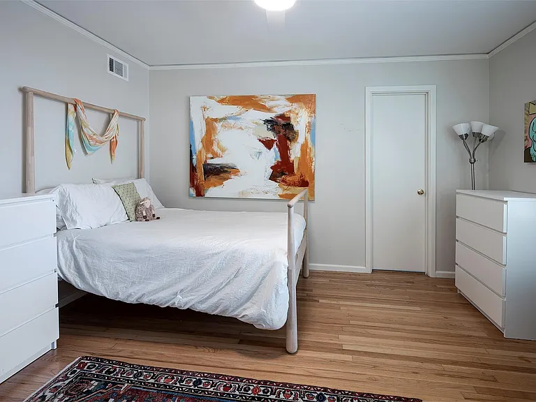 6814 Pemberton Dr — Photo 14
