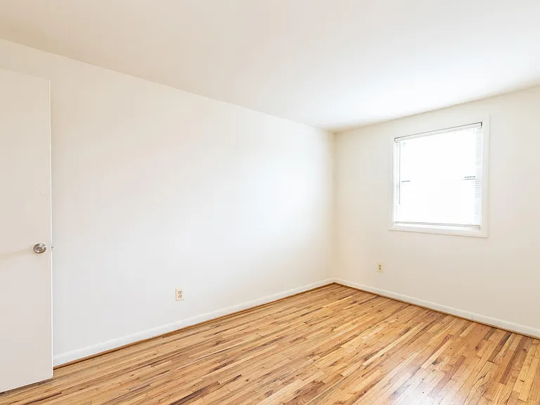 Foxridge Townhomes — Photo 13
