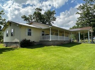 166 Snavely Rd, Ewing, VA 24248