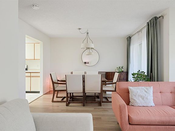 4th image of 947 Caledonia Ave #7