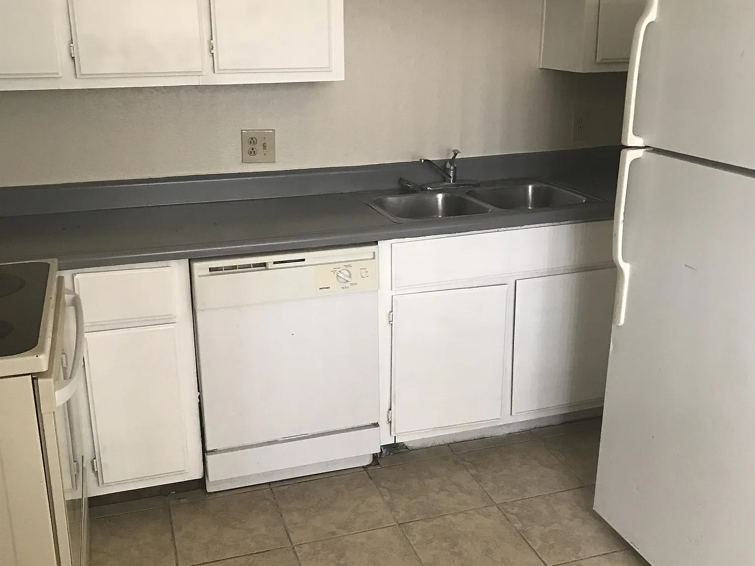 PM 14 - 2807 East Marconi Avenue - 101 — Photo 3