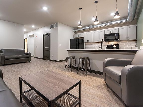 5th image of 650 N College Ave #310