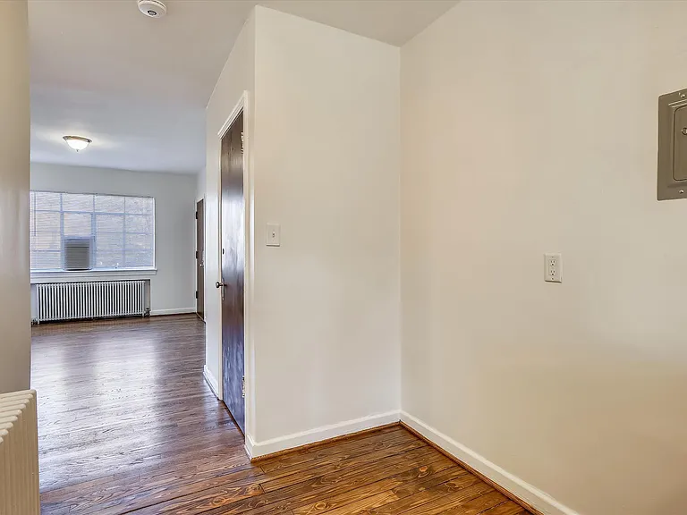 2502 Langston Blvd #2 — Photo 9