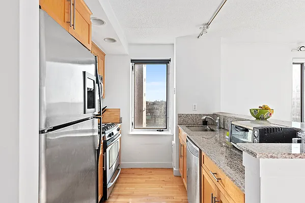 Rented by Compass | media 10