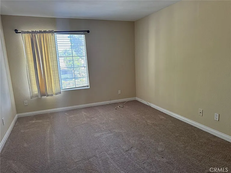 21550 Burbank Blvd #208 — Photo 8