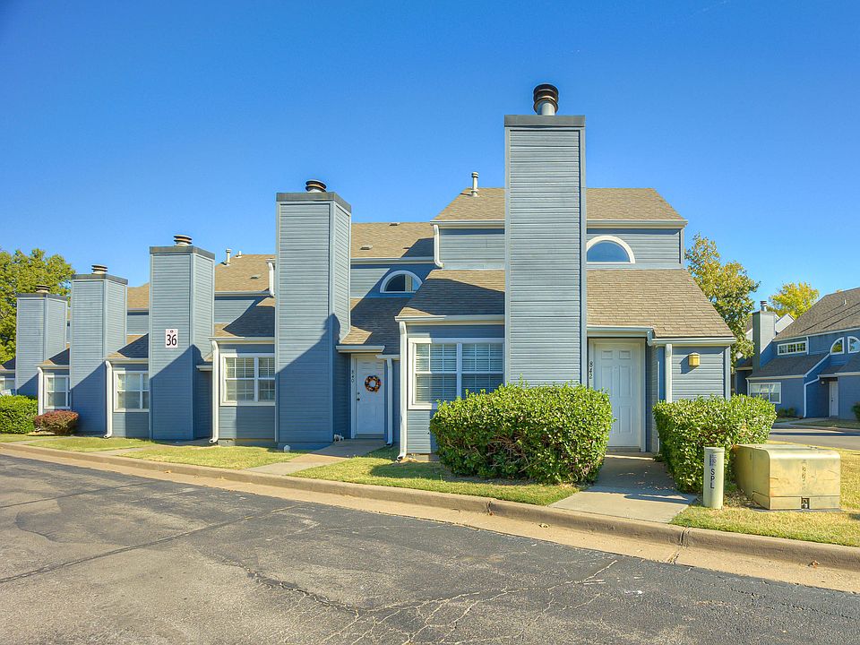 Lexington Commons