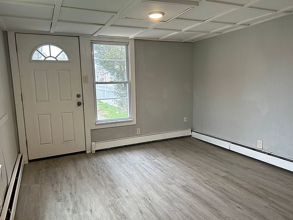 2nd image of 27 W Pleasant Ave Unit A