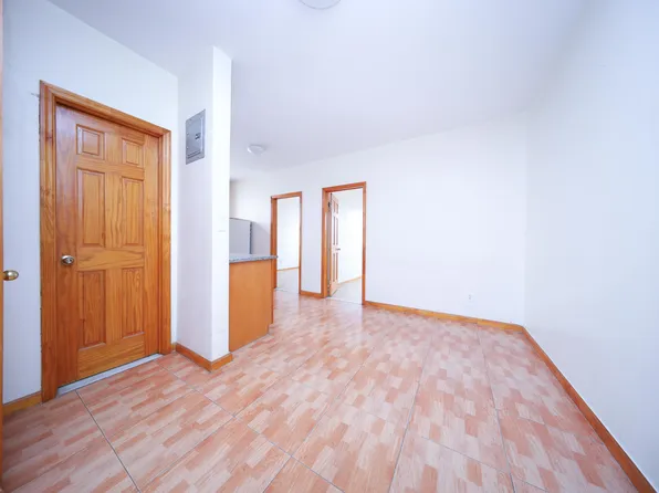 6107 23rd Avenue image 14 of 35