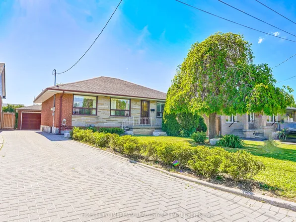 (undisclosed Address), Toronto, ON M3M 2C8