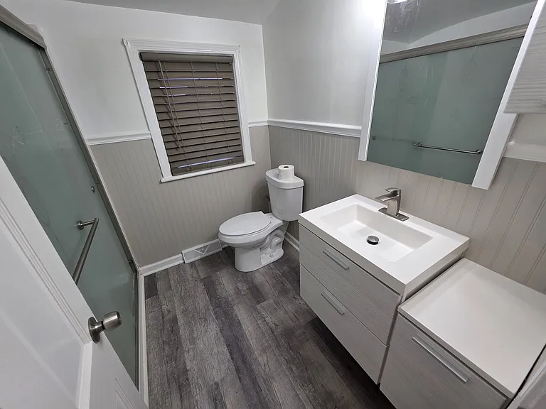 202 Ward Dr — Photo 5