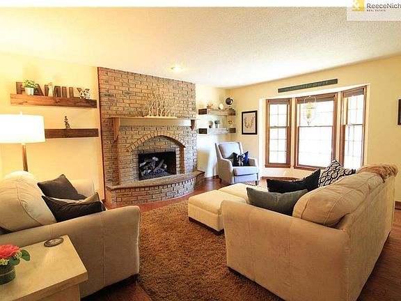 2nd image of 8600 Linda Ln