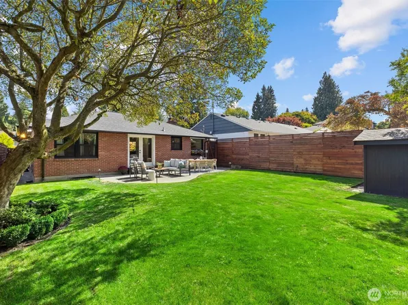 3429 40th Avenue W, Seattle, WA 98199