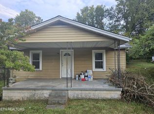 1606 Berry Rd, Knoxville, TN 37920