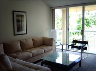 4594 NW 97th Pl, Doral, FL 33178