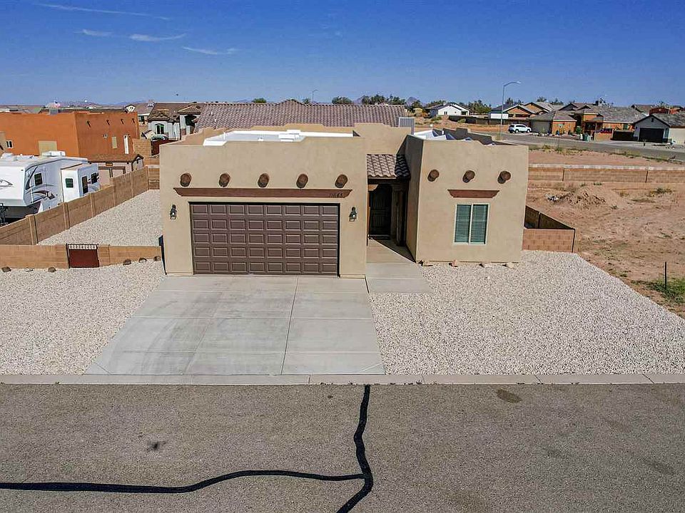 1st image of 11643 Baja St