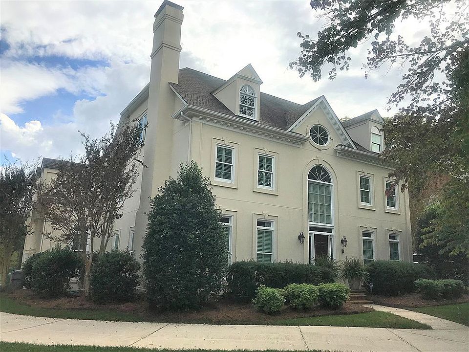1st image of 2101 Waltham Ln
