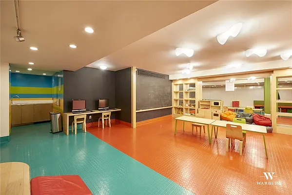 Rented by Warburg | media 31
