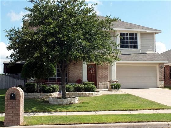 1st image of 5016 Willow Bend Ln