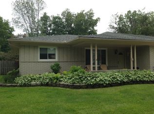 2031 Kristin Dr, Troy, MI