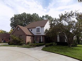 109 Kisiwa Pkwy, Hutchinson, KS 67502