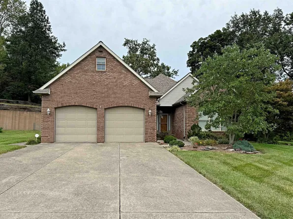 12 White Ridge Ct, Washington, IN 47501