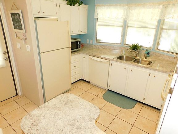 5th image of 4852 Lakeland Harbor Cir