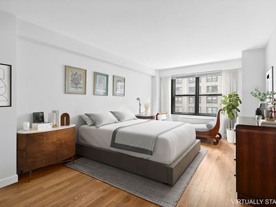 220 E 57th St APT 9D, New York, NY, 10022