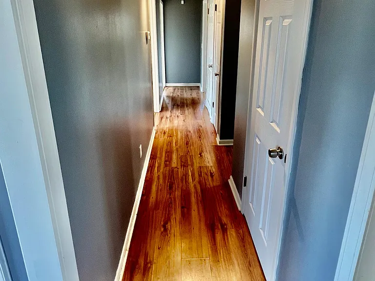 303 Richland Dr — Photo 17