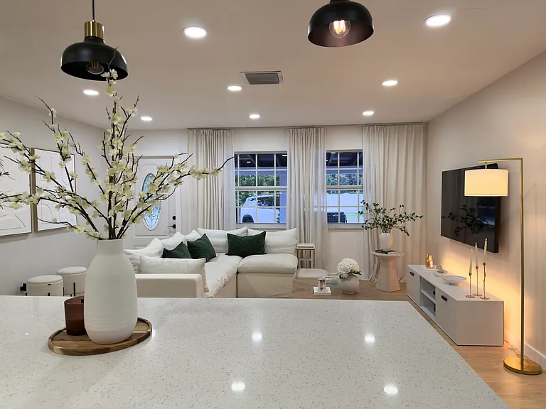 2110 Bimini Dr — Photo 11