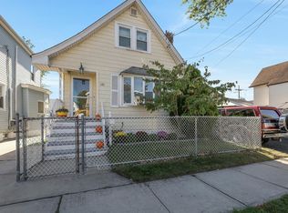 688 Devon St, Kearny, NJ 07032