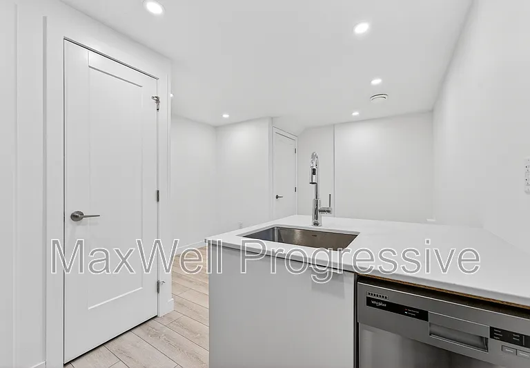 13516 115th Ave NW #14 — Photo 8