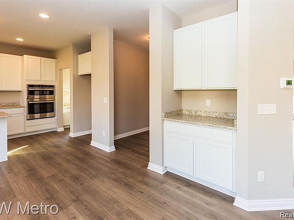 4th image of 34607 John Bartley Cir