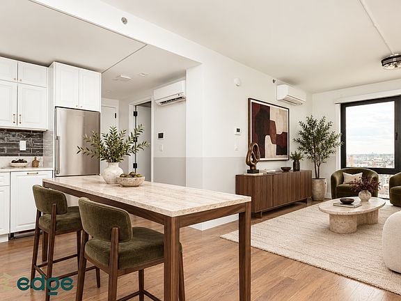 4th image of 115 Stanwix St #451