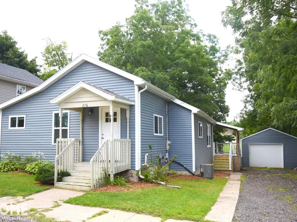 216 N Laing St, Laingsburg, MI 48848