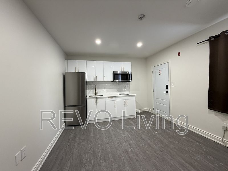 1st image of 7800 Lundys Ln #101