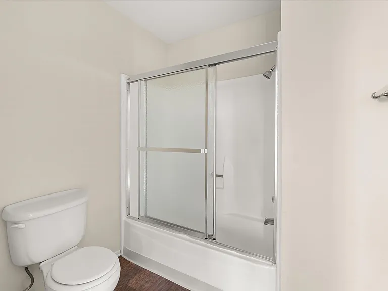 Ironwood Apartments — Photo 42