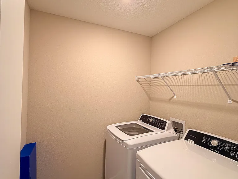 421 Boracay Cir — Photo 7