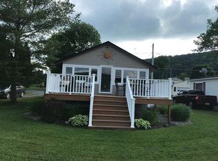 623 W Cottage Ln, De Ruyter, NY 13052
