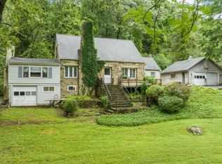 178 Buffalo Hollow Rd, Glen Gardner, NJ 08826