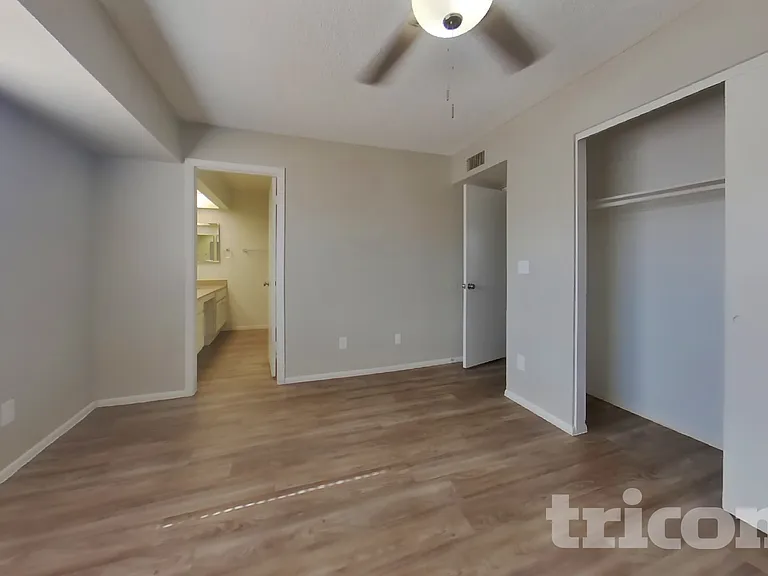 1010 W Blackhawk Dr — Photo 7